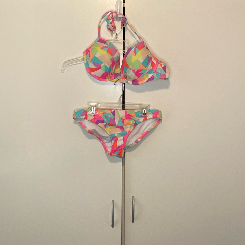 Bikini set top Large bottom Medium